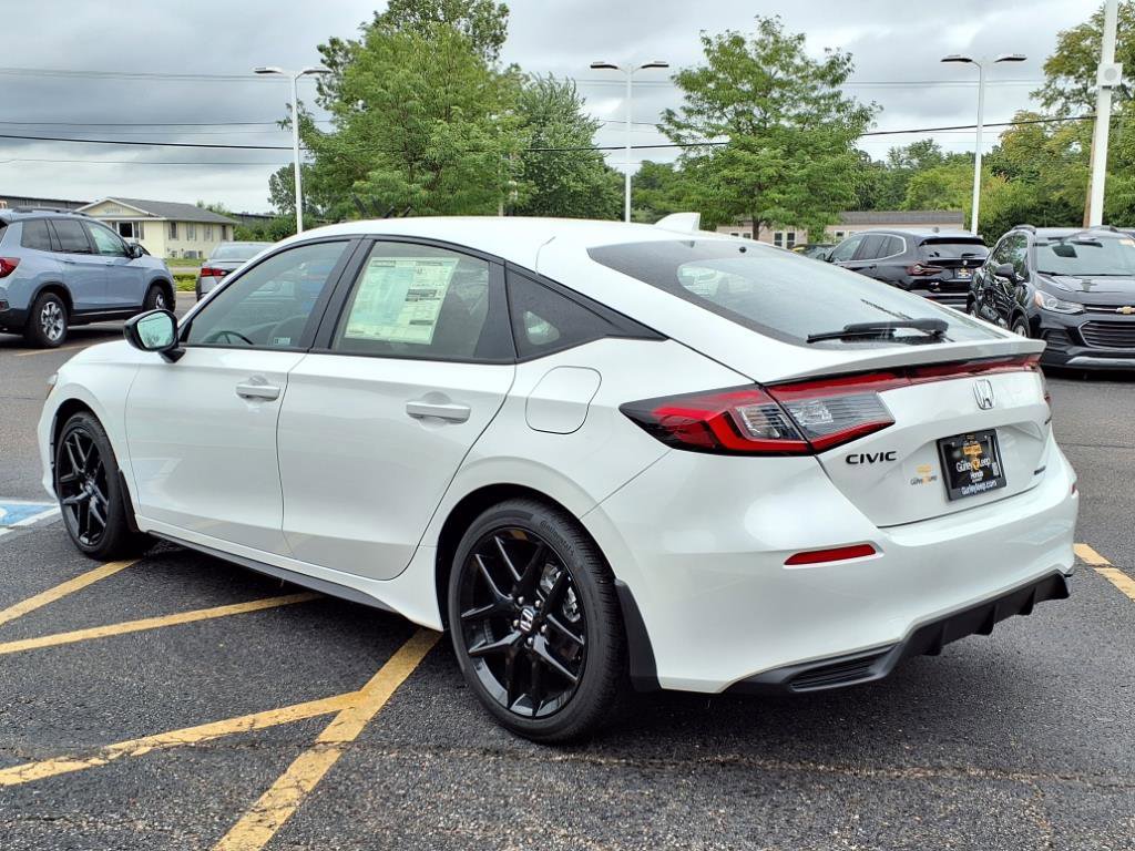 2026 Honda Civic Hatchback Hybrid Sport photo 7