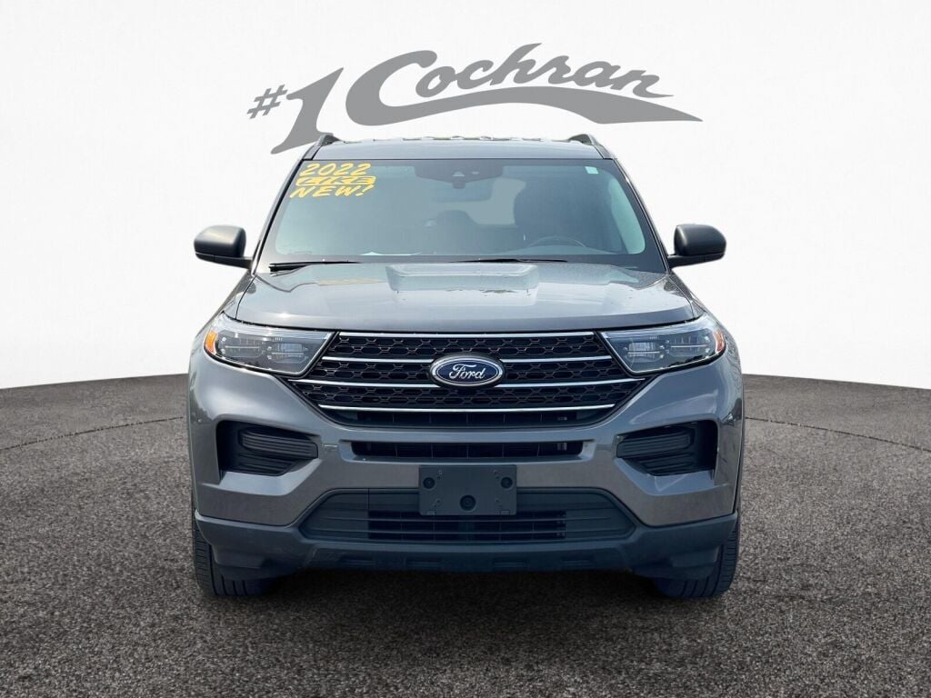 2022 Ford Explorer XLT photo 2