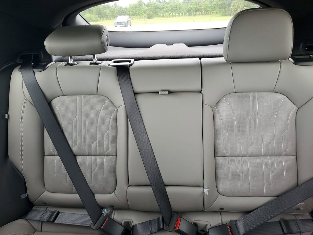 2025 Buick Envista Avenir photo 13