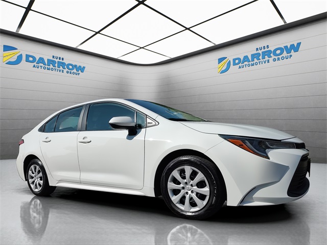 2023 Toyota Corolla LE photo 3