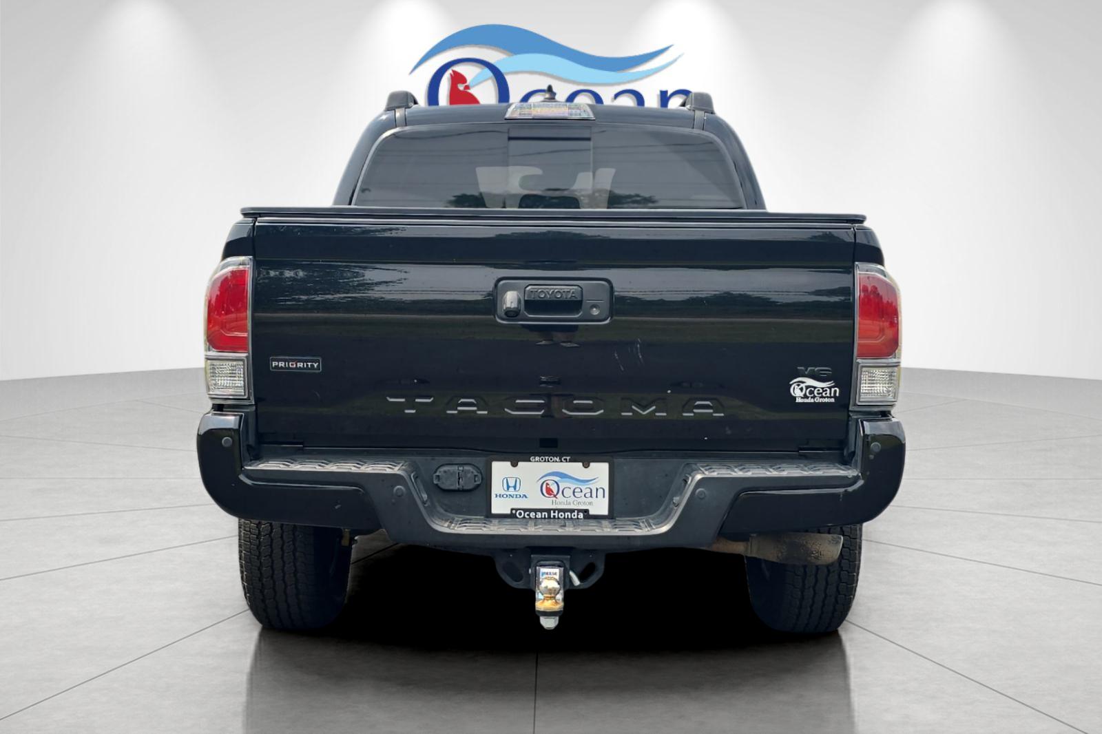 2022 Toyota Tacoma TRD Off-Road photo 4