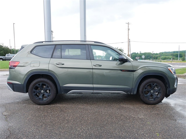 2024 Volkswagen Atlas Peak Edition SEL photo 7