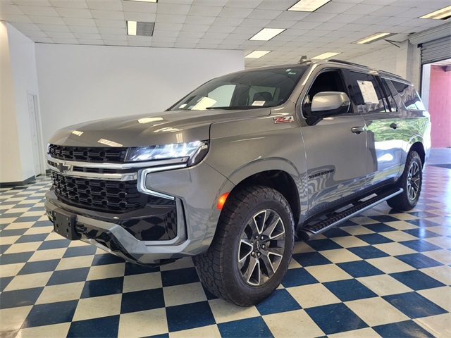 2022 Chevrolet Suburban Z71 photo 3