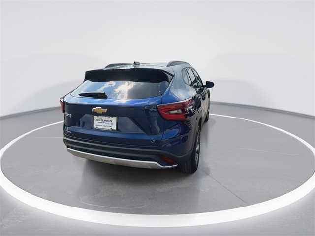 2024 Chevrolet Trax LT photo 8