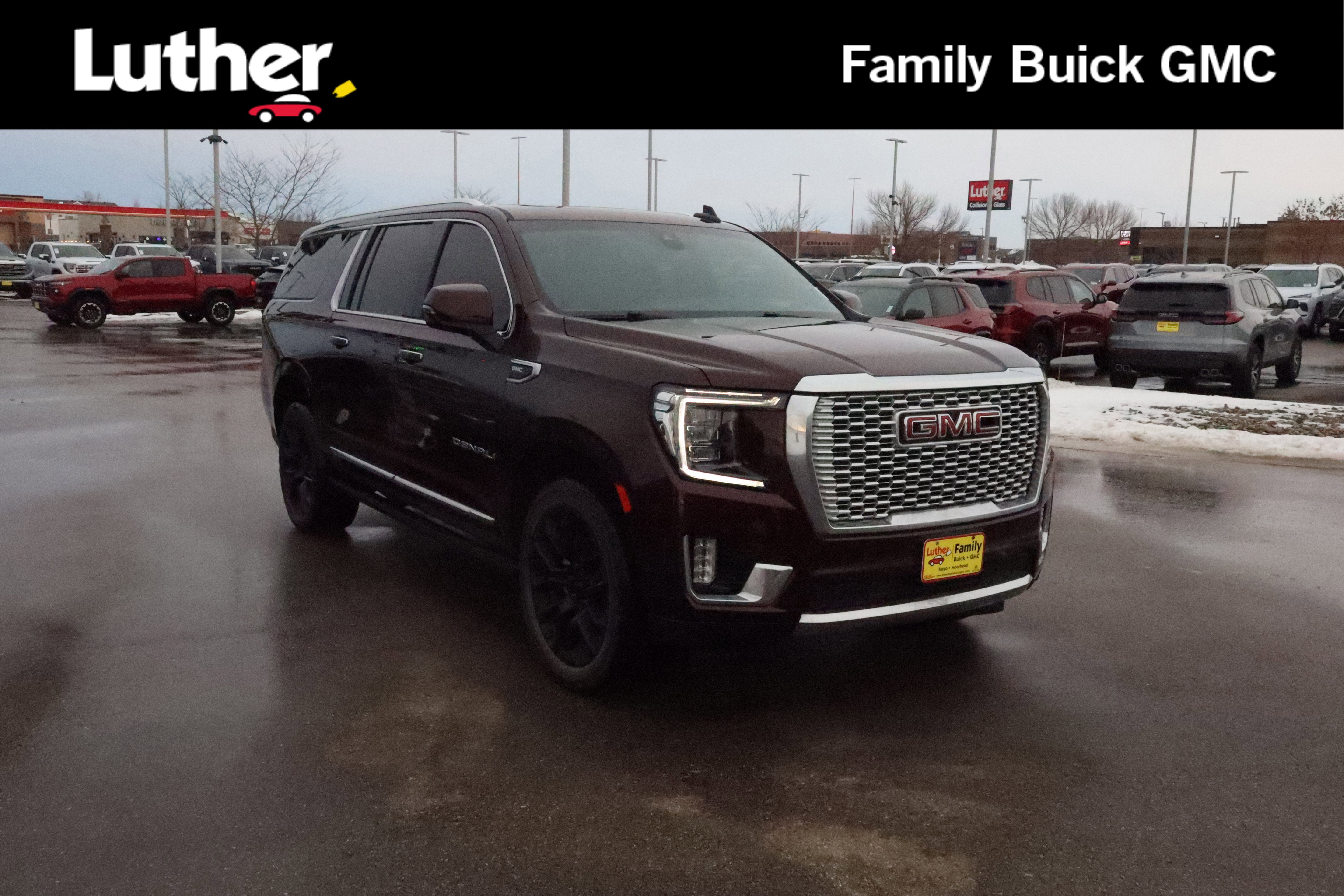 2022 GMC Yukon XL Denali's photo