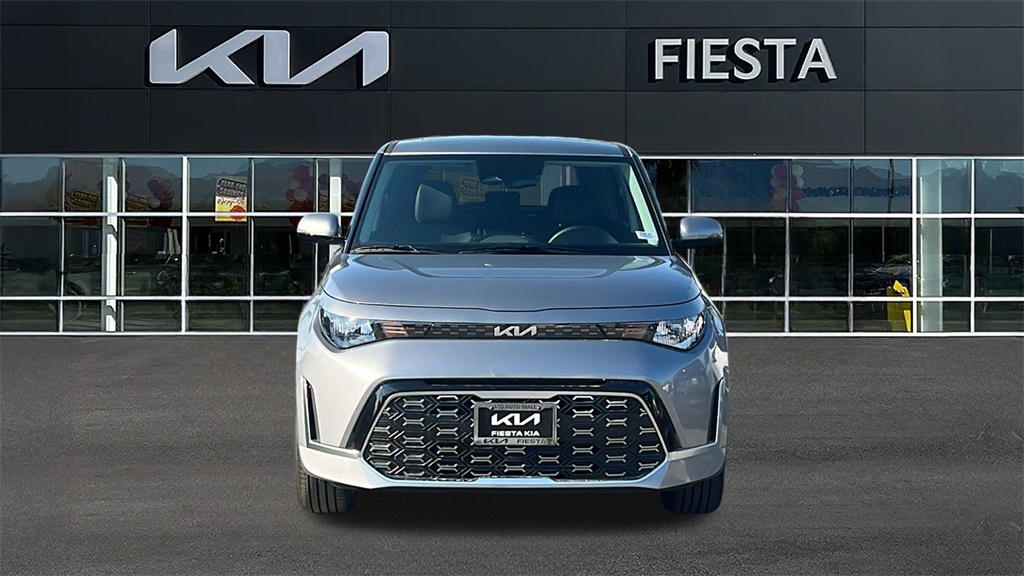 2025 Kia Soul GT-Line photo 2