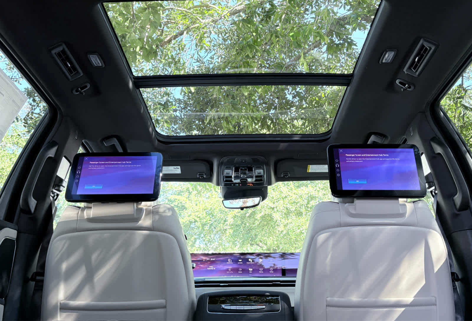 2025 Cadillac Escalade ESV Sport photo 16