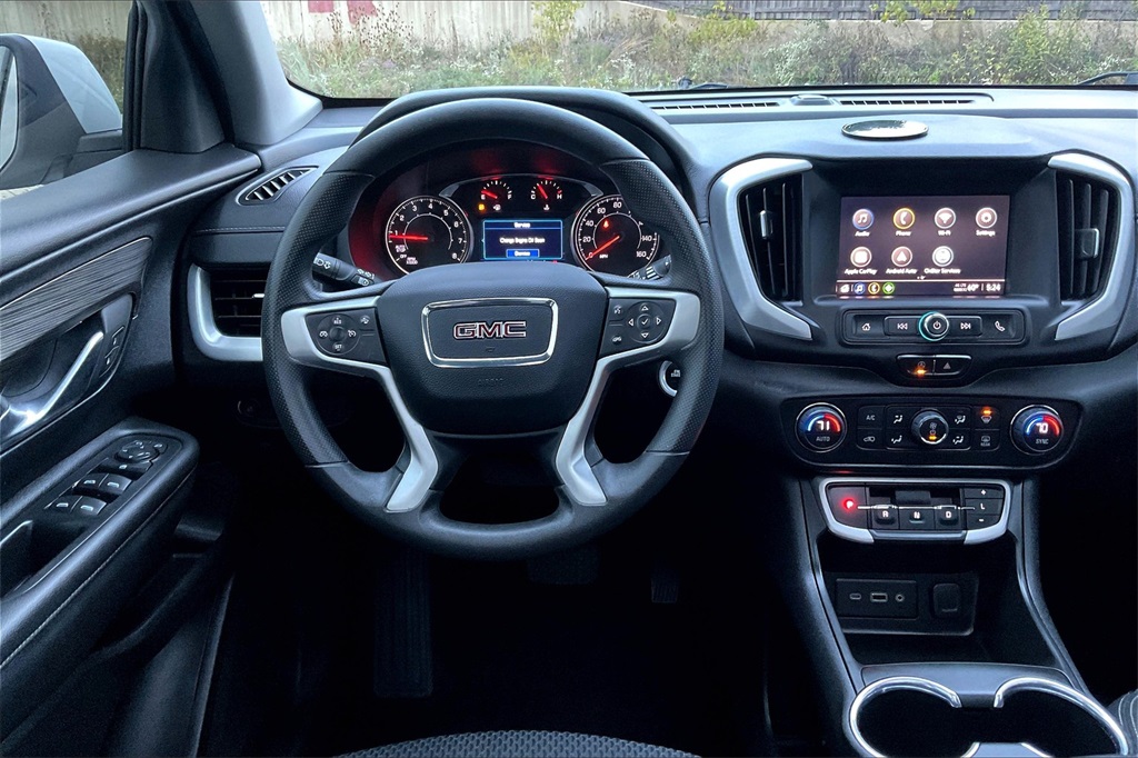 2022 Gmc Terrain SLE photo 4