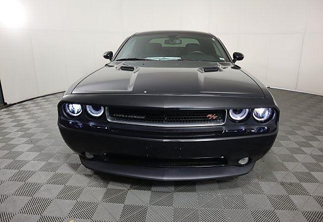2014 Dodge Challenger R/T photo 3