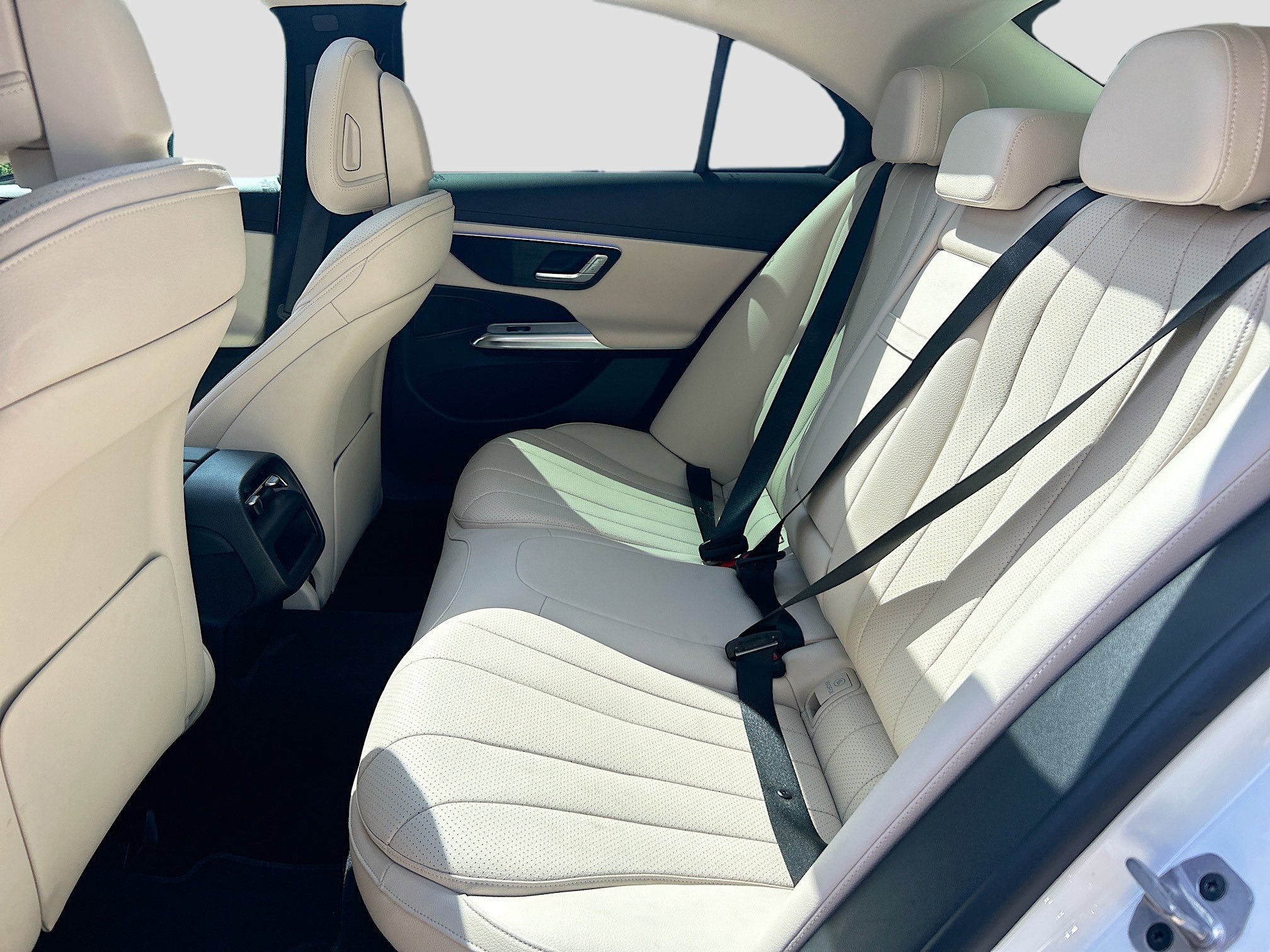 2025 Mercedes Benz E 350 photo 14
