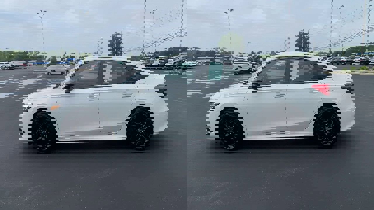 2023 Honda Civic Sport photo 4