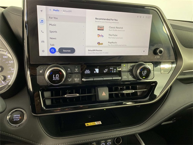 2023 Toyota Highlander XLE photo 20