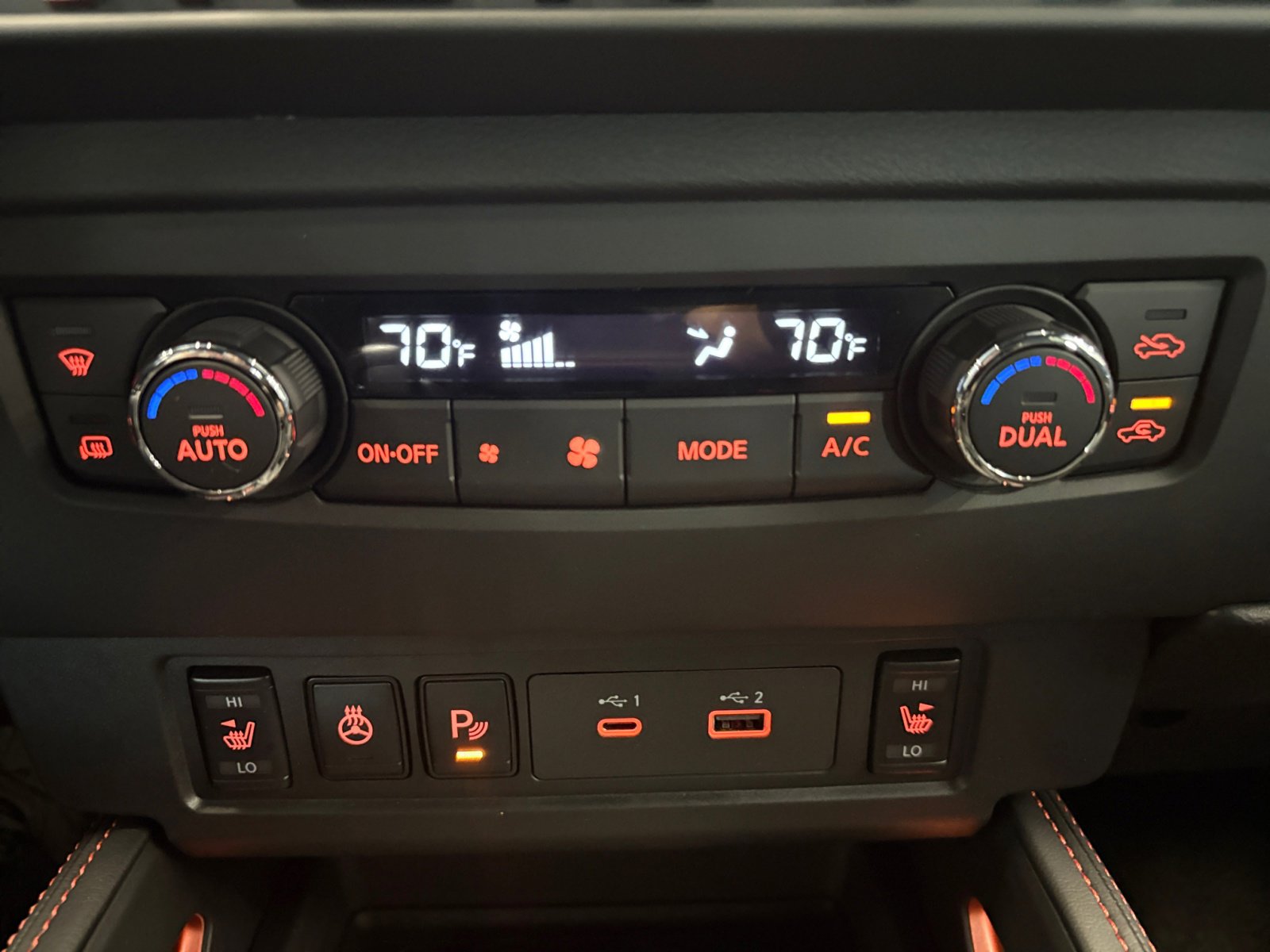 2025 Nissan Frontier PRO-X photo 16
