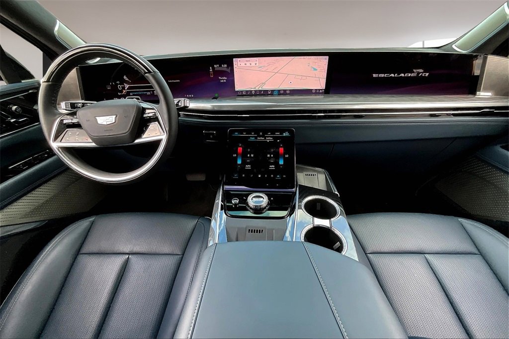 2025 Cadillac Escalade IQ Sport photo 5