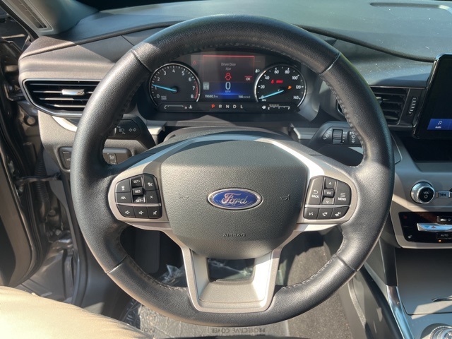 2022 Ford Explorer XLT photo 13