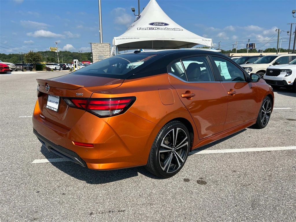 2022 Nissan Sentra SR photo 3