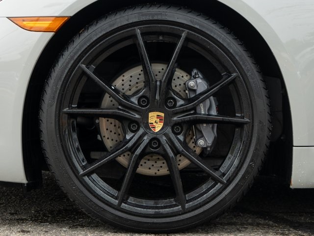 2024 Porsche Cayman Base photo 12