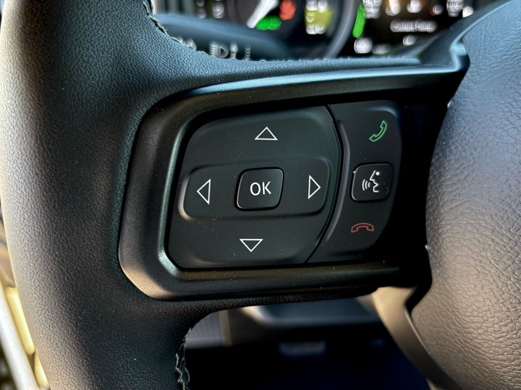 2025 Jeep Wrangler Willys 4xe photo 12