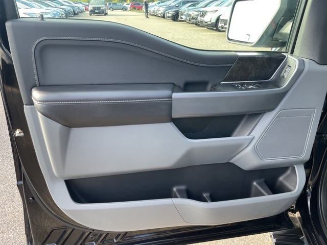 2021 Ford F-150 XLT photo 12