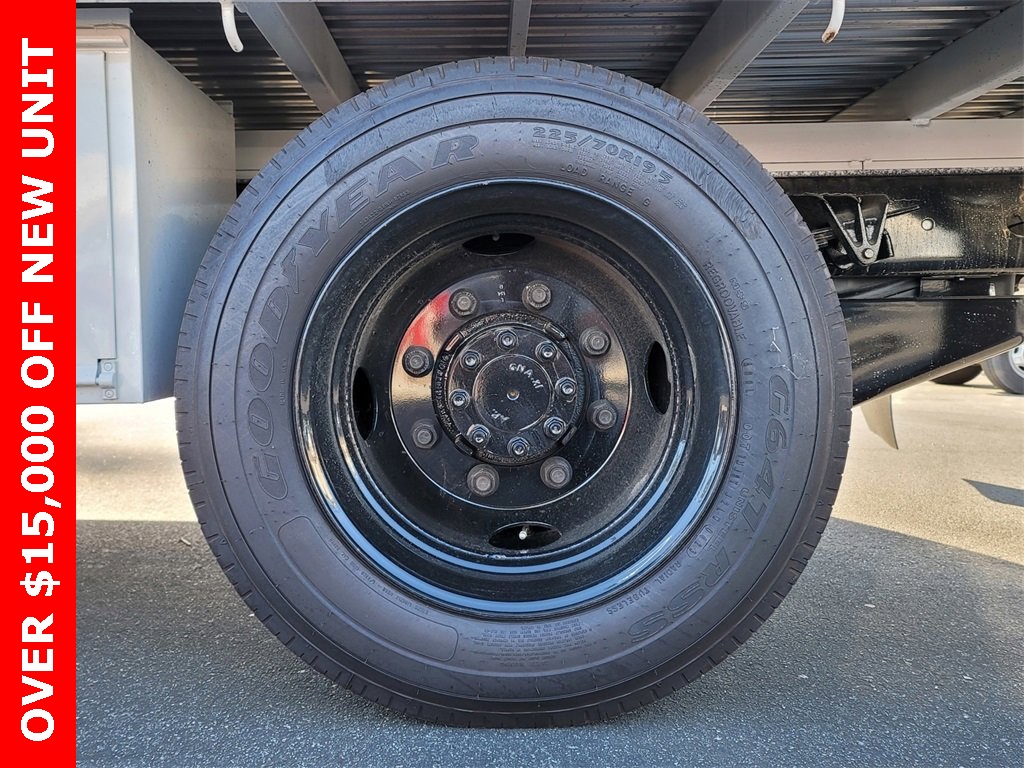 2023 Chevrolet Silverado 5500HD Work Truck photo 8