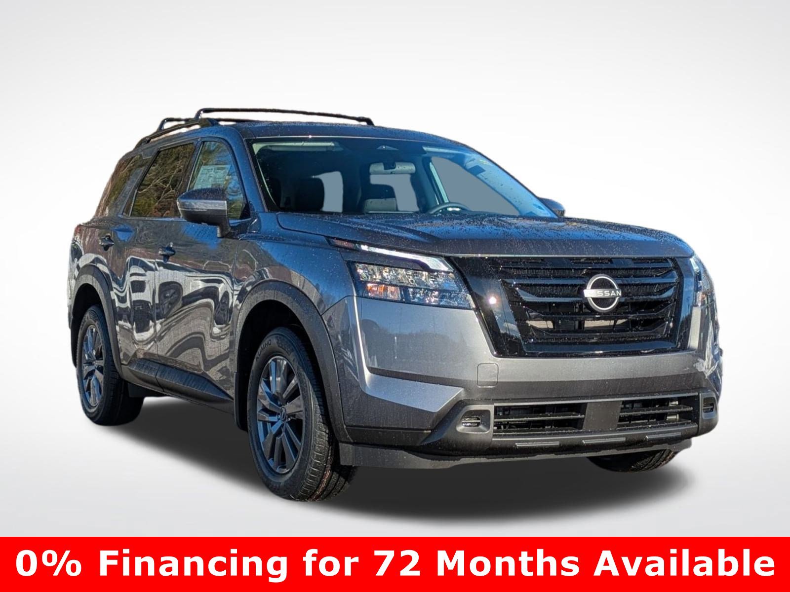 2025 Nissan Pathfinder SV's photo