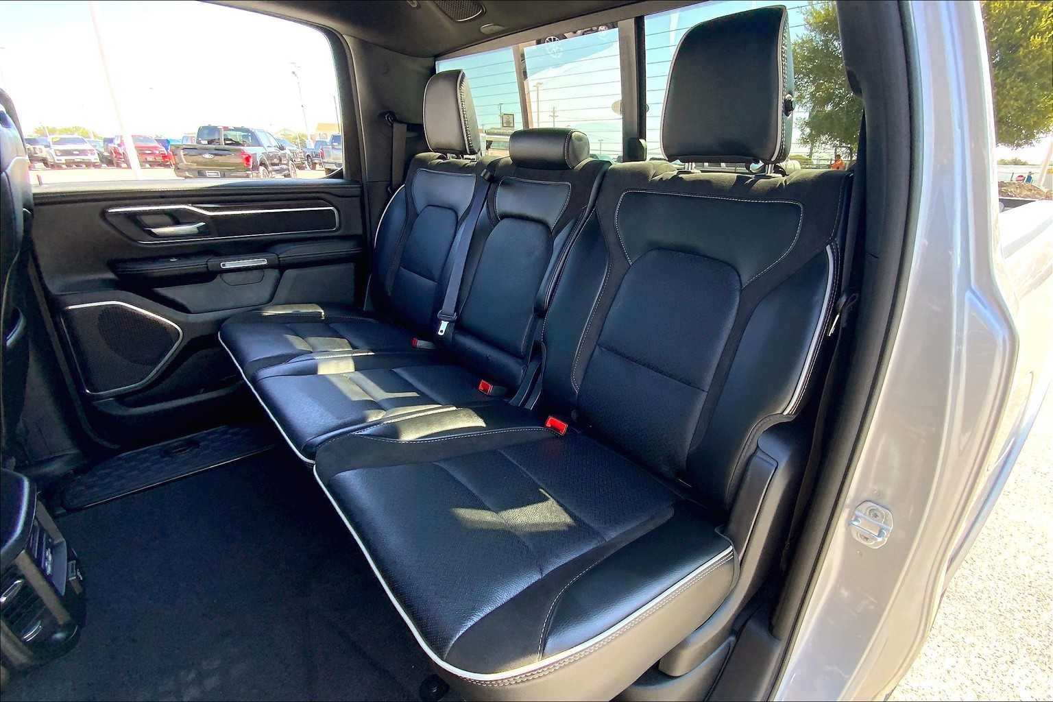 2025 Ram 1500 Laramie photo 17