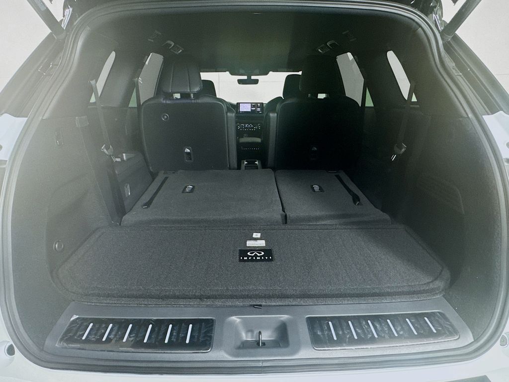 2026 Infiniti QX60 Luxe photo 28