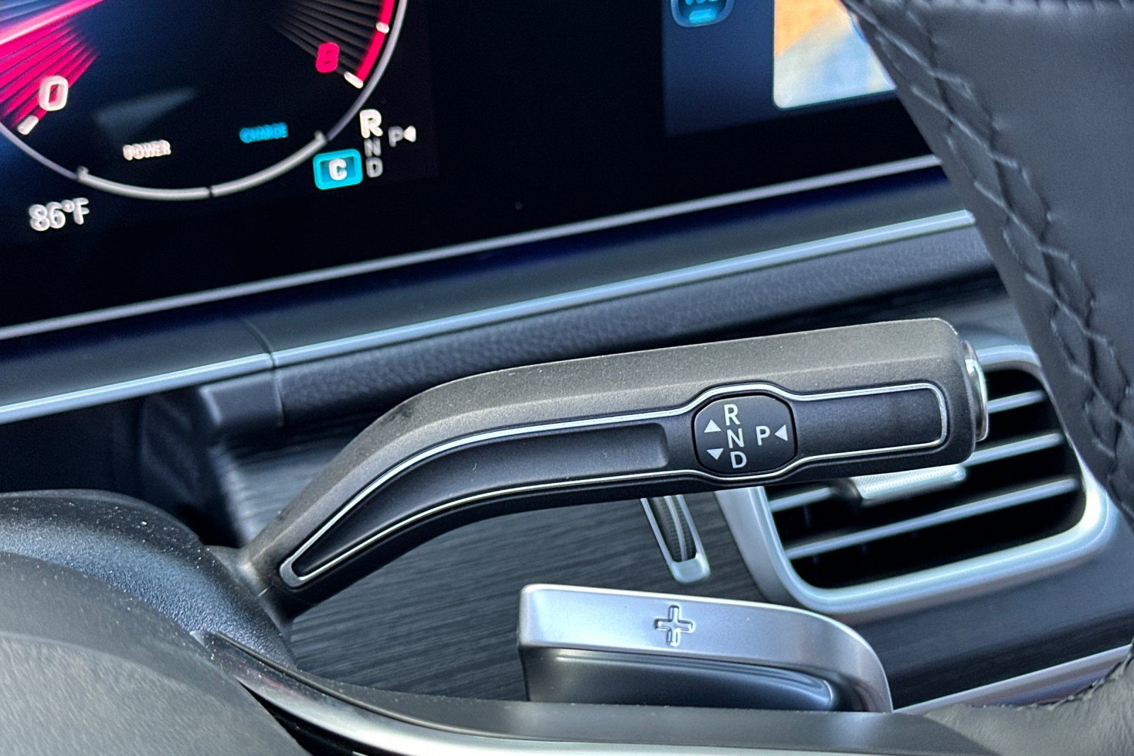 2026 Mercedes Benz GLE 450 4MATIC photo 18