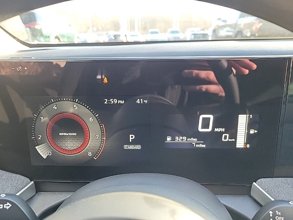 2025 Nissan Kicks SV photo 16