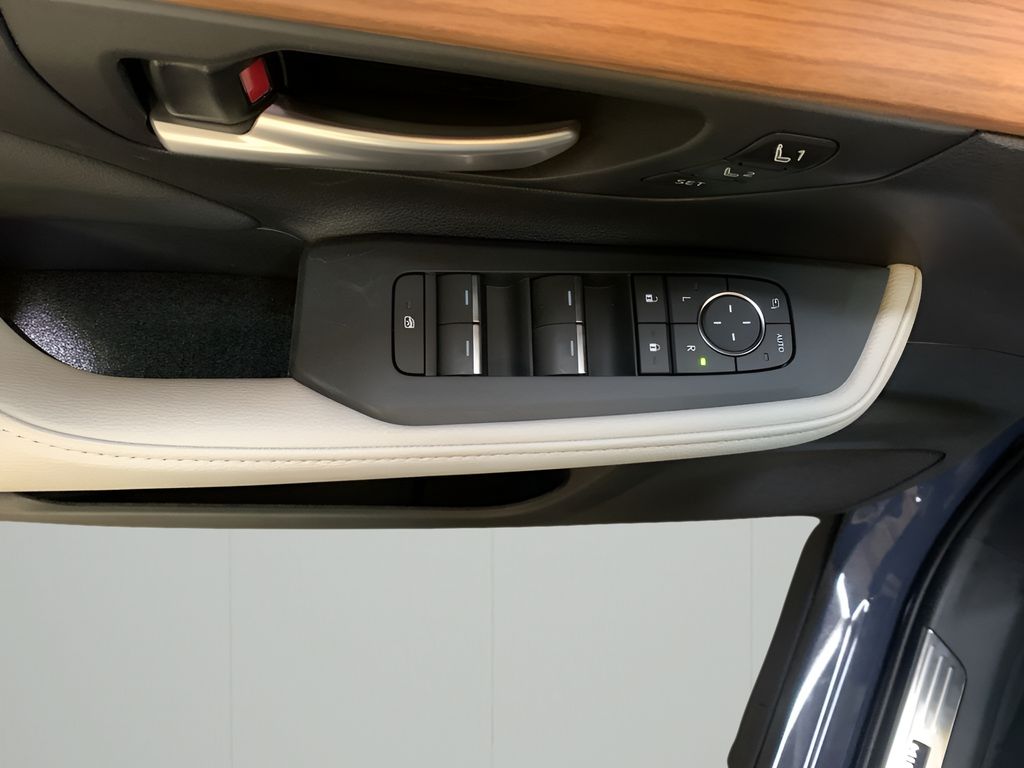 2025 Toyota Grand Highlander Limited AWD photo 8