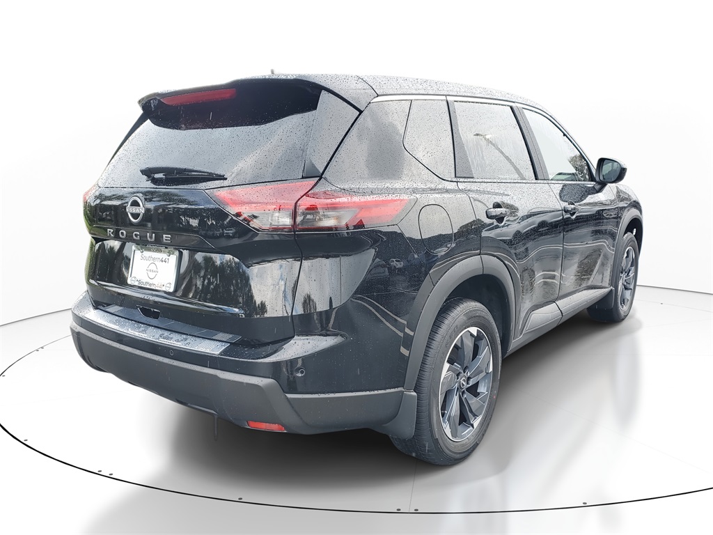 2026 Nissan Rogue SV photo 6