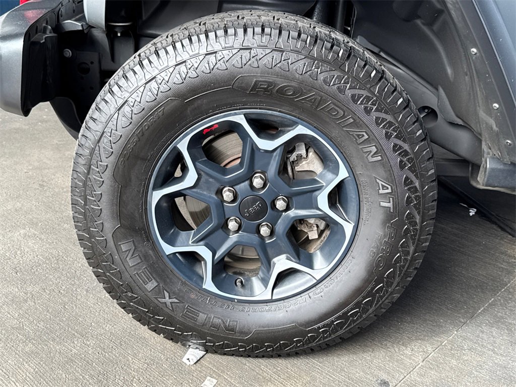 2023 Jeep Wrangler Rubicon photo 3