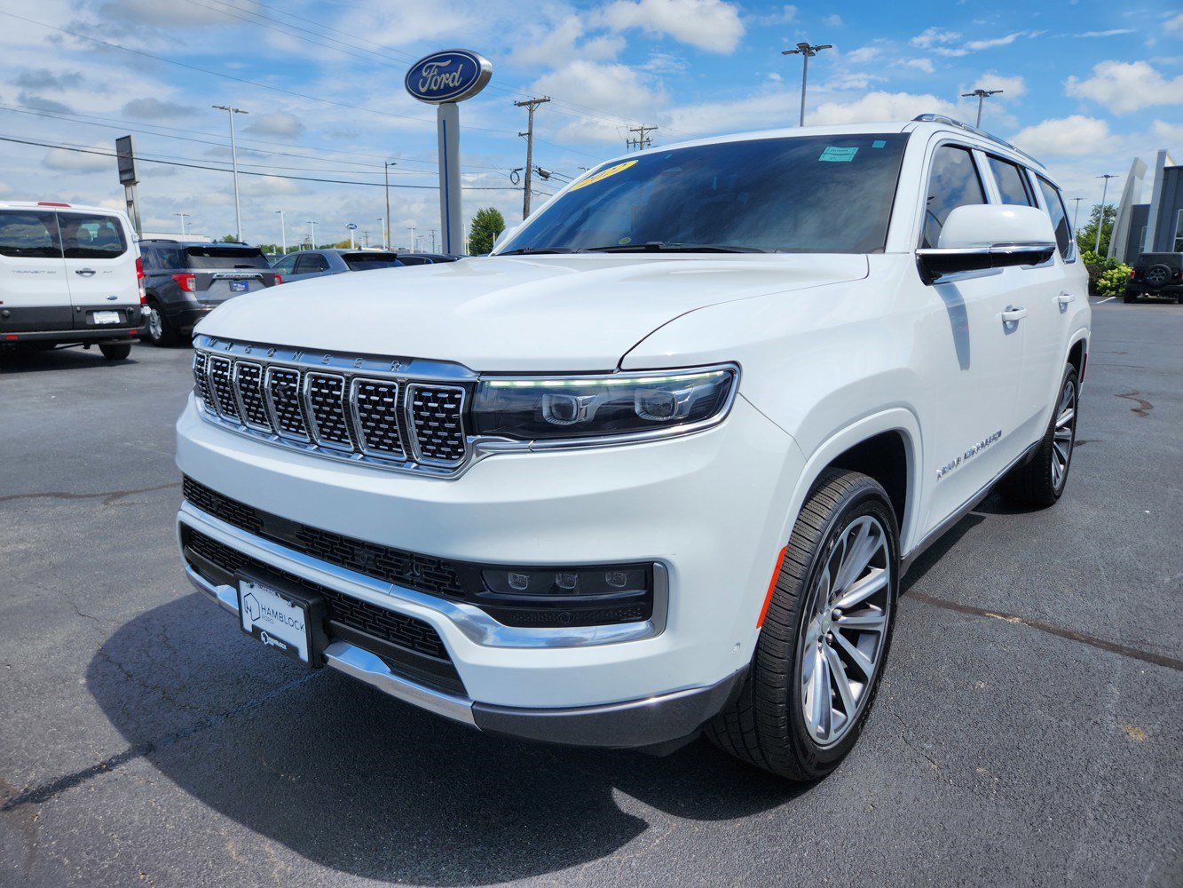 2022 Jeep Grand Wagoneer II photo 4