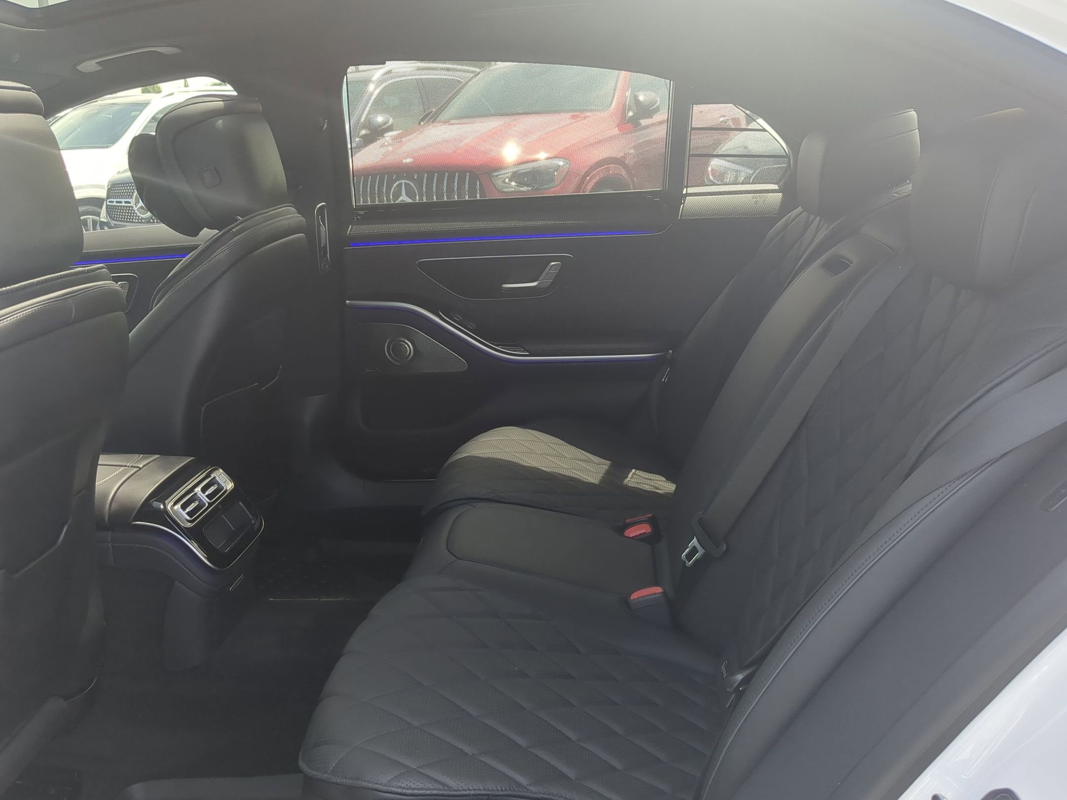 2025 Mercedes Benz S 580e 4MATIC photo 8