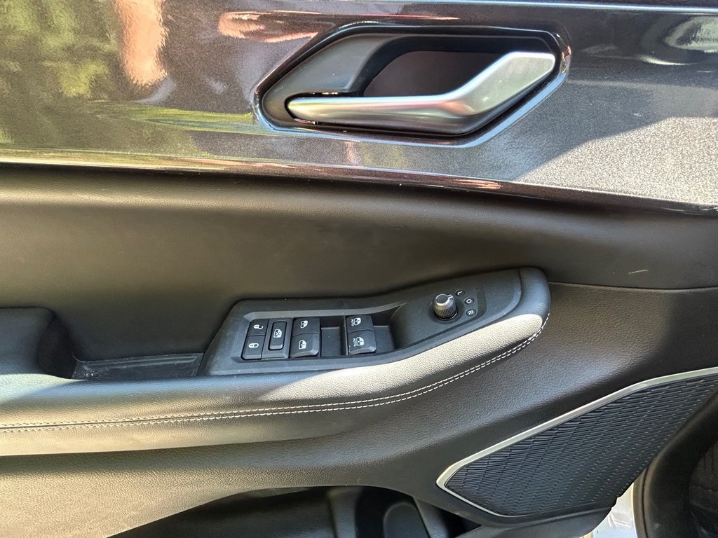 2022 Jeep Grand Cherokee Altitude photo 19