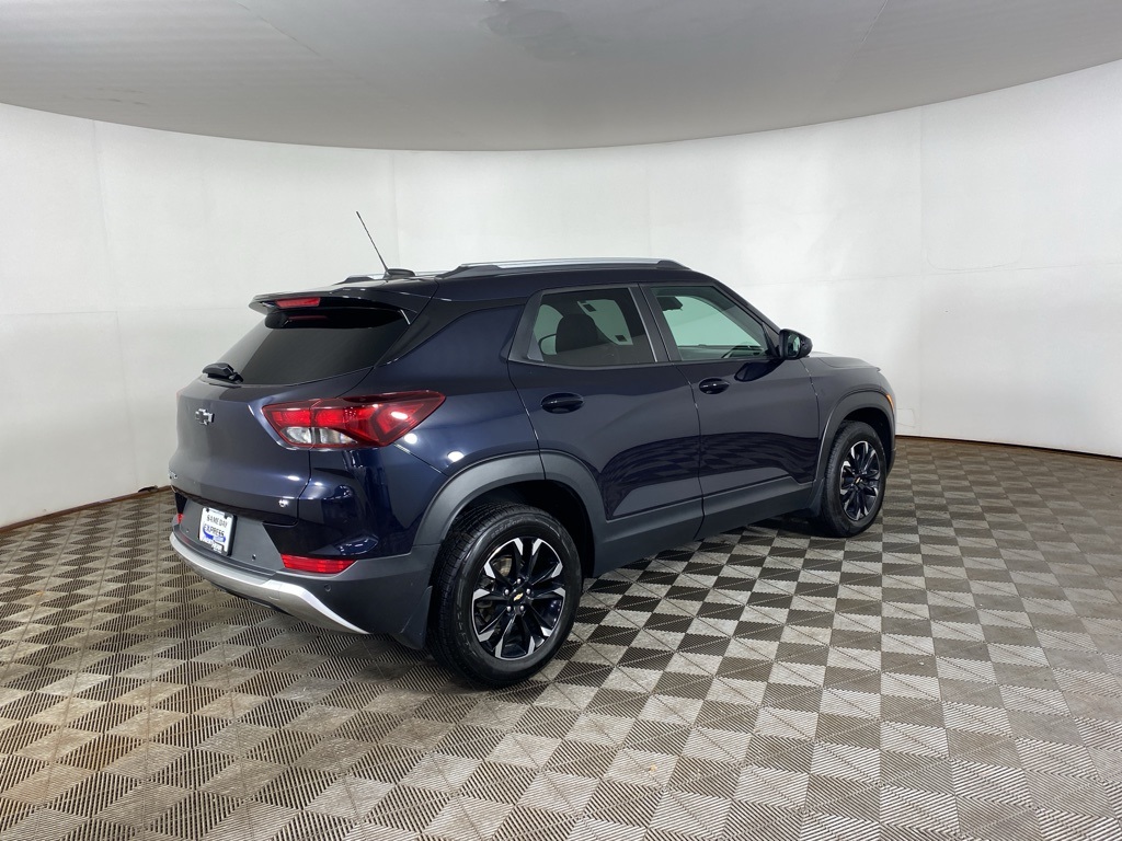 2021 Chevrolet Trailblazer LT photo 3