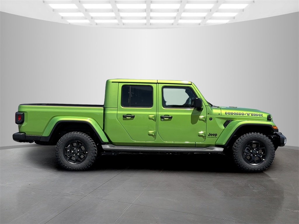 2025 Jeep Gladiator Sport photo 2