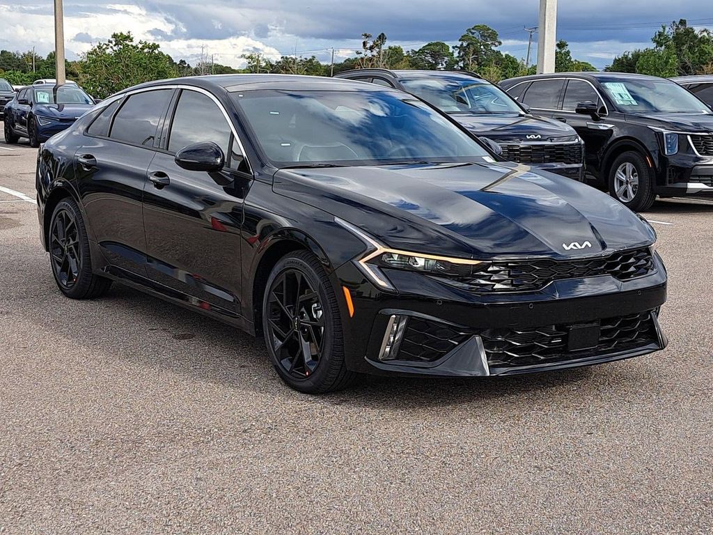 2026 Kia K5 GT-Line photo 3