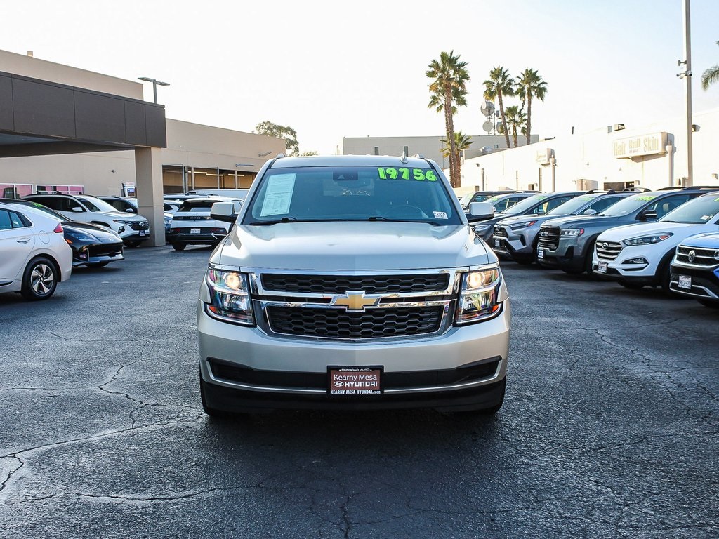2017 Chevrolet Tahoe LT photo 2