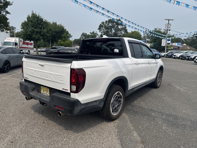 2024 Honda Ridgeline Sport photo 3