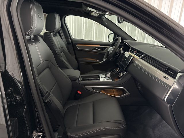 2025 Jaguar F-PACE P250 R-Dynamic S photo 25