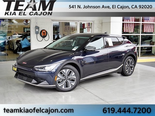 2022 Kia Ev6 Light's photo