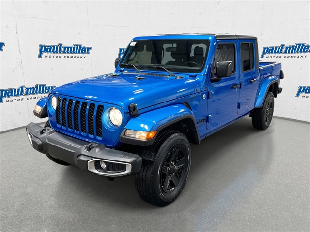 2021 Jeep Gladiator Sport S's photo