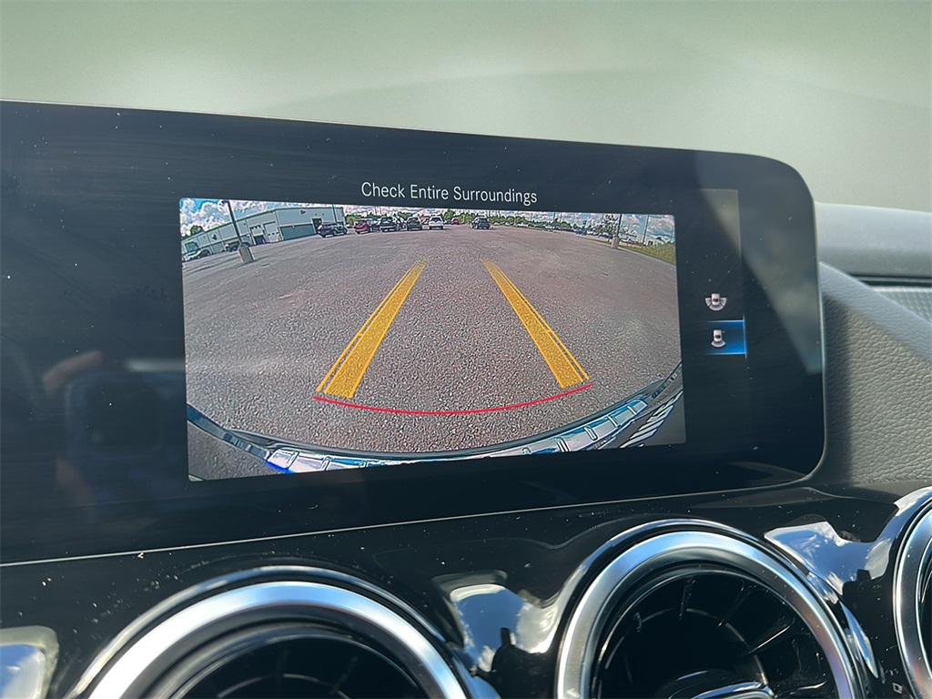 2022 Mercedes Benz GLA 250 4MATIC photo 17