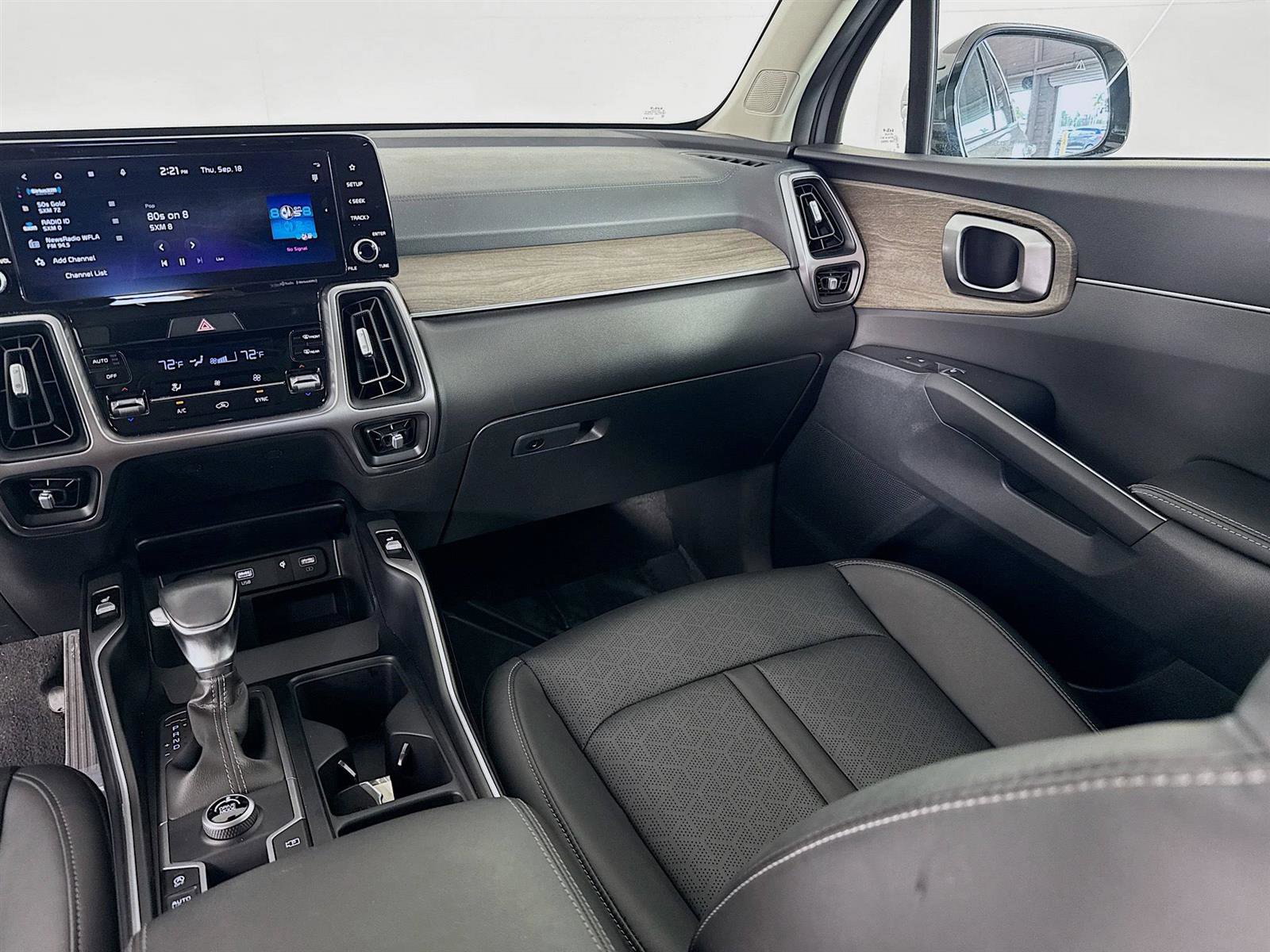 2023 Kia Sorento EX photo 19