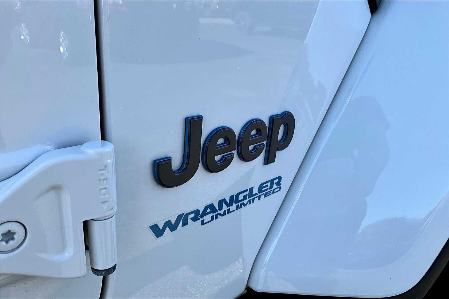 2022 Jeep Wrangler 4xe Unlimited Rubicon photo 29