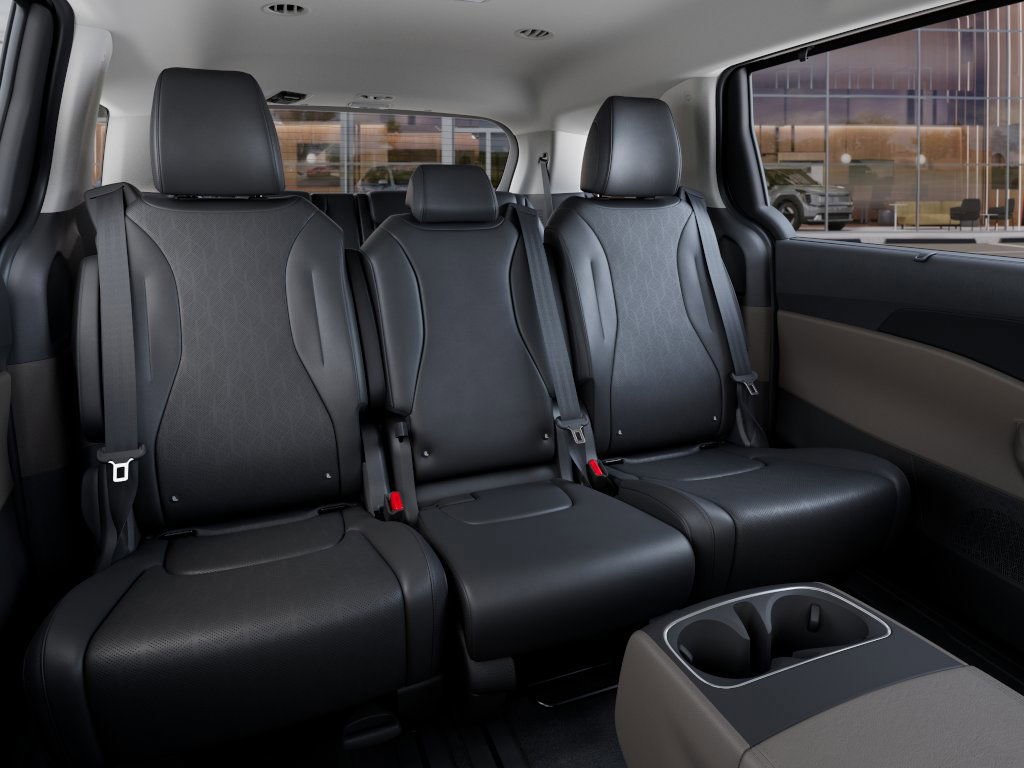 2025 Kia Carnival EX photo 15
