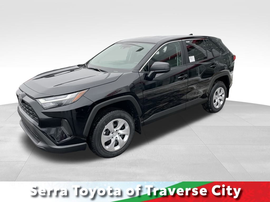2025 Toyota RAV4 LE's photo