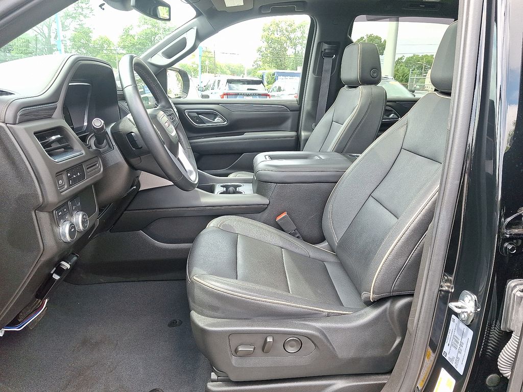 2023 Gmc Yukon SLT photo 13