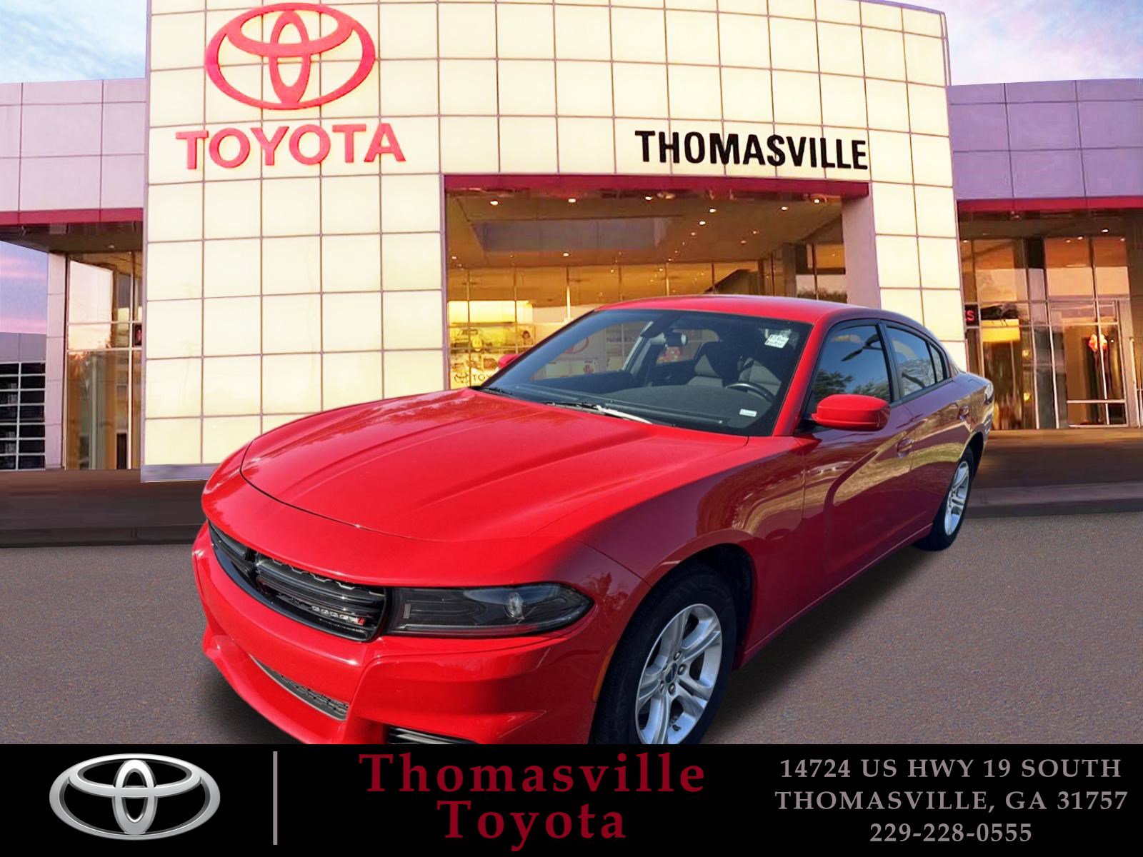Used 2022 Torred Clearcoat Dodge SXT image 1